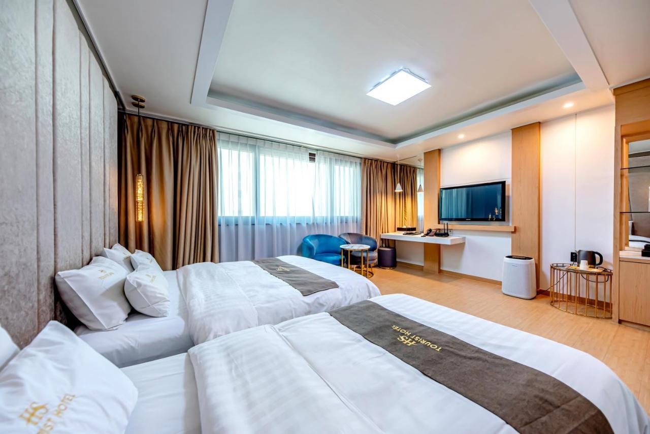 Hs Tourist Hotel Joszu Kültér fotó