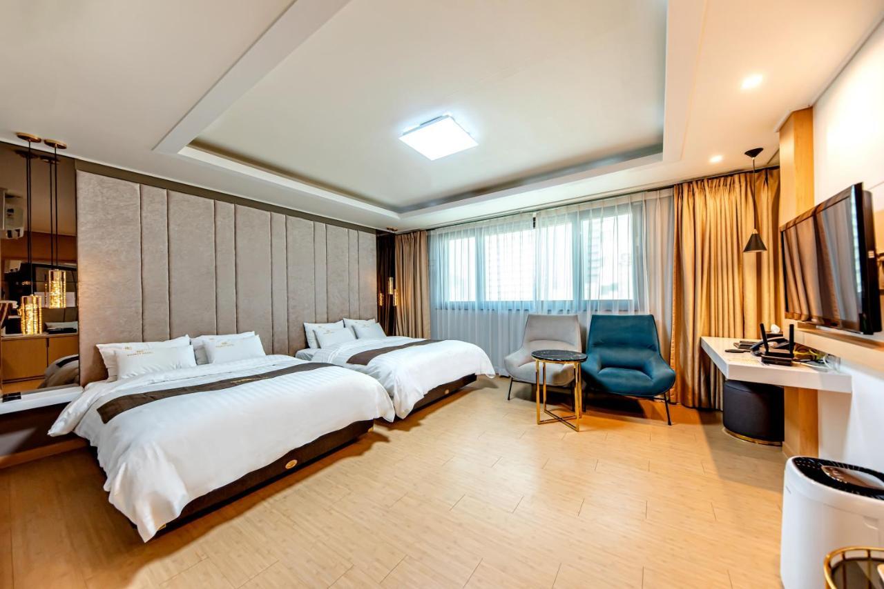 Hs Tourist Hotel Joszu Kültér fotó
