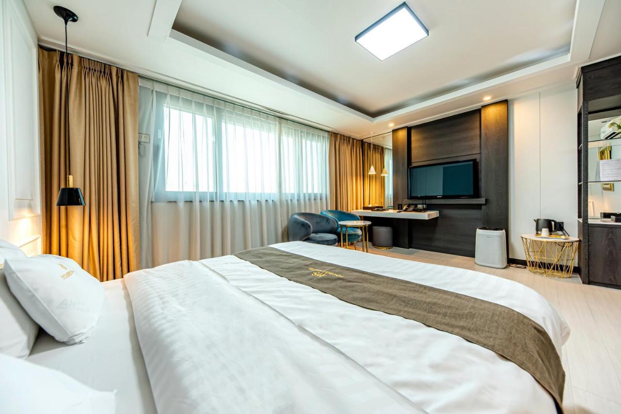 Hs Tourist Hotel Joszu Kültér fotó