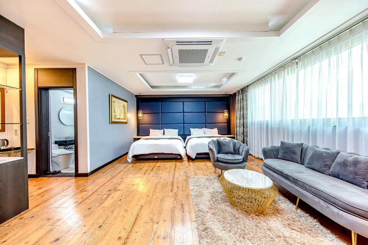Hs Tourist Hotel Joszu Kültér fotó