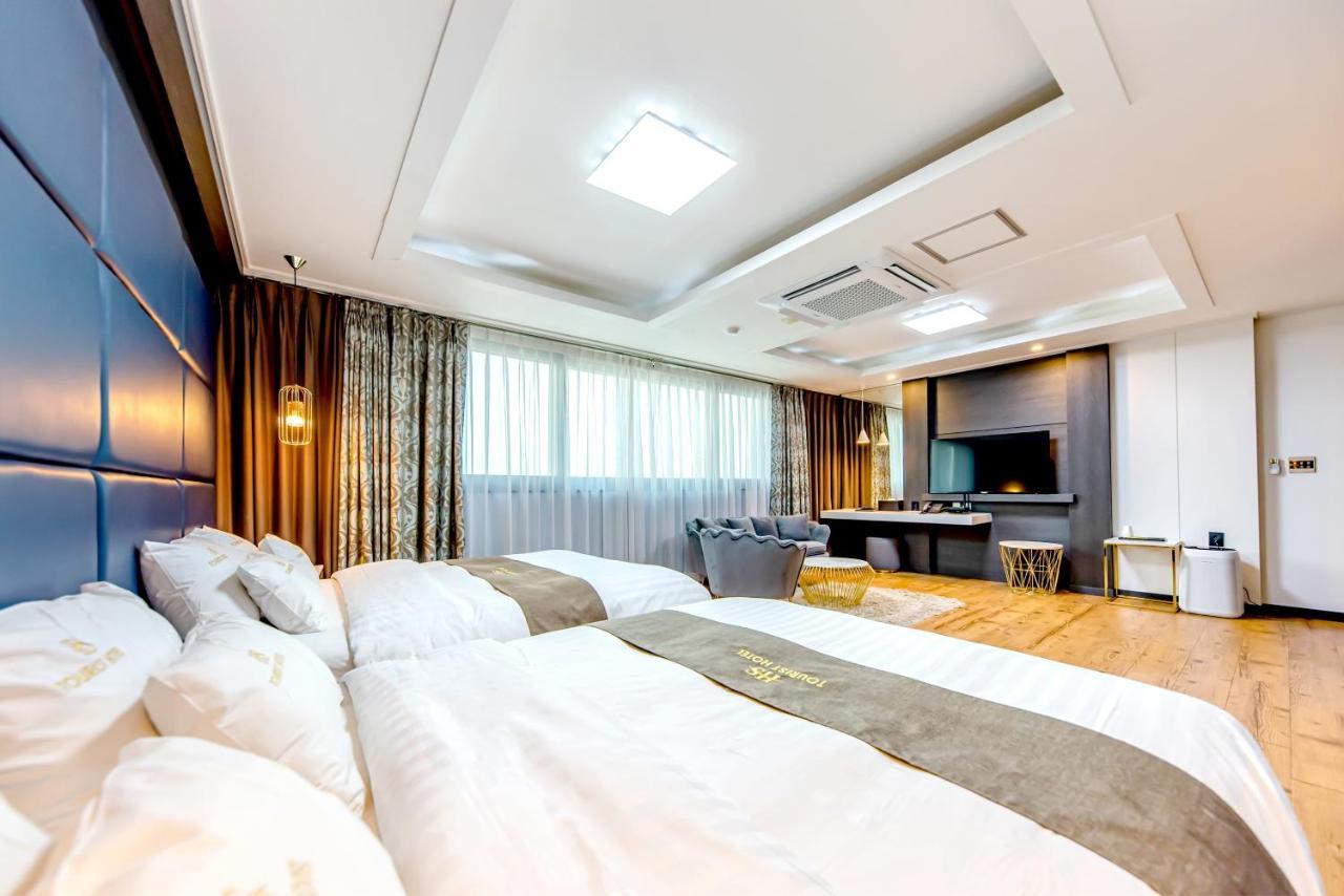 Hs Tourist Hotel Joszu Kültér fotó
