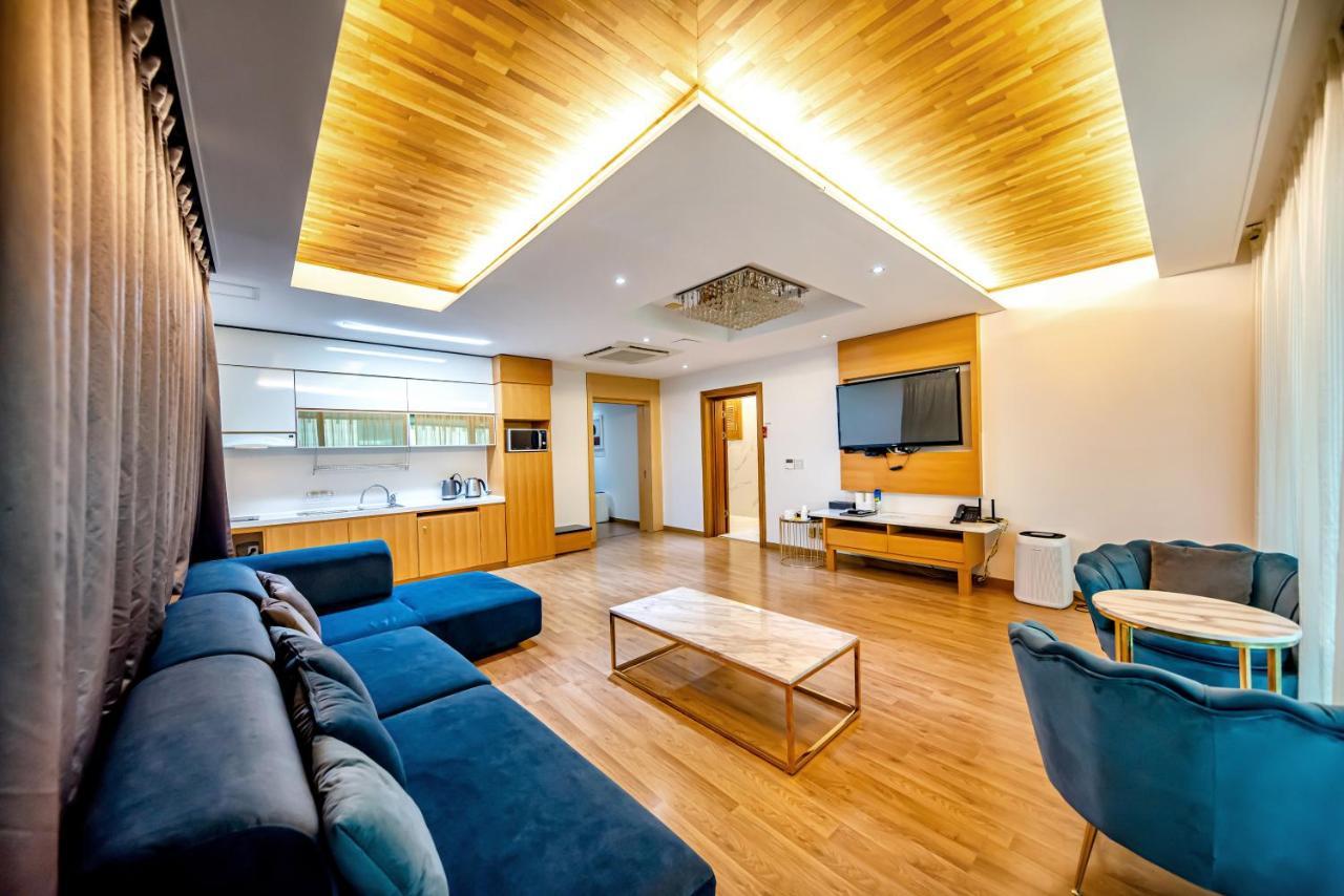 Hs Tourist Hotel Joszu Kültér fotó
