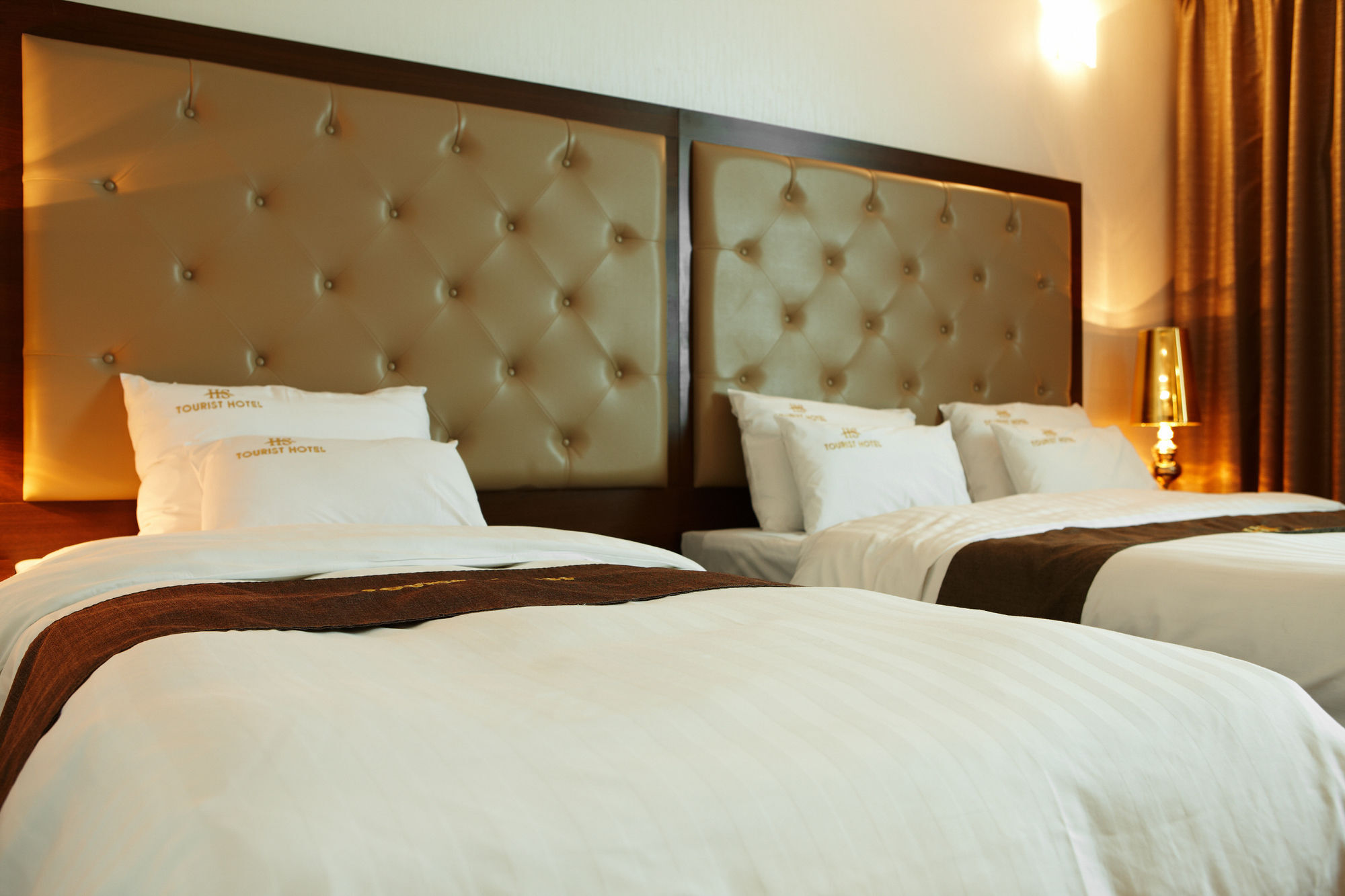 Hs Tourist Hotel Joszu Kültér fotó