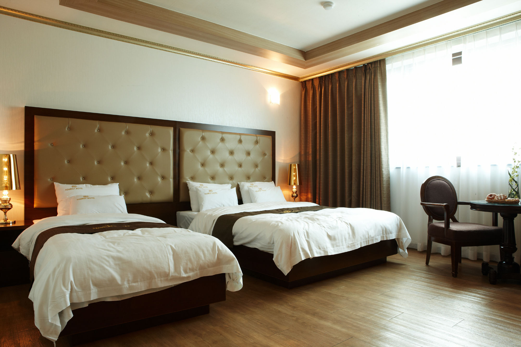 Hs Tourist Hotel Joszu Kültér fotó