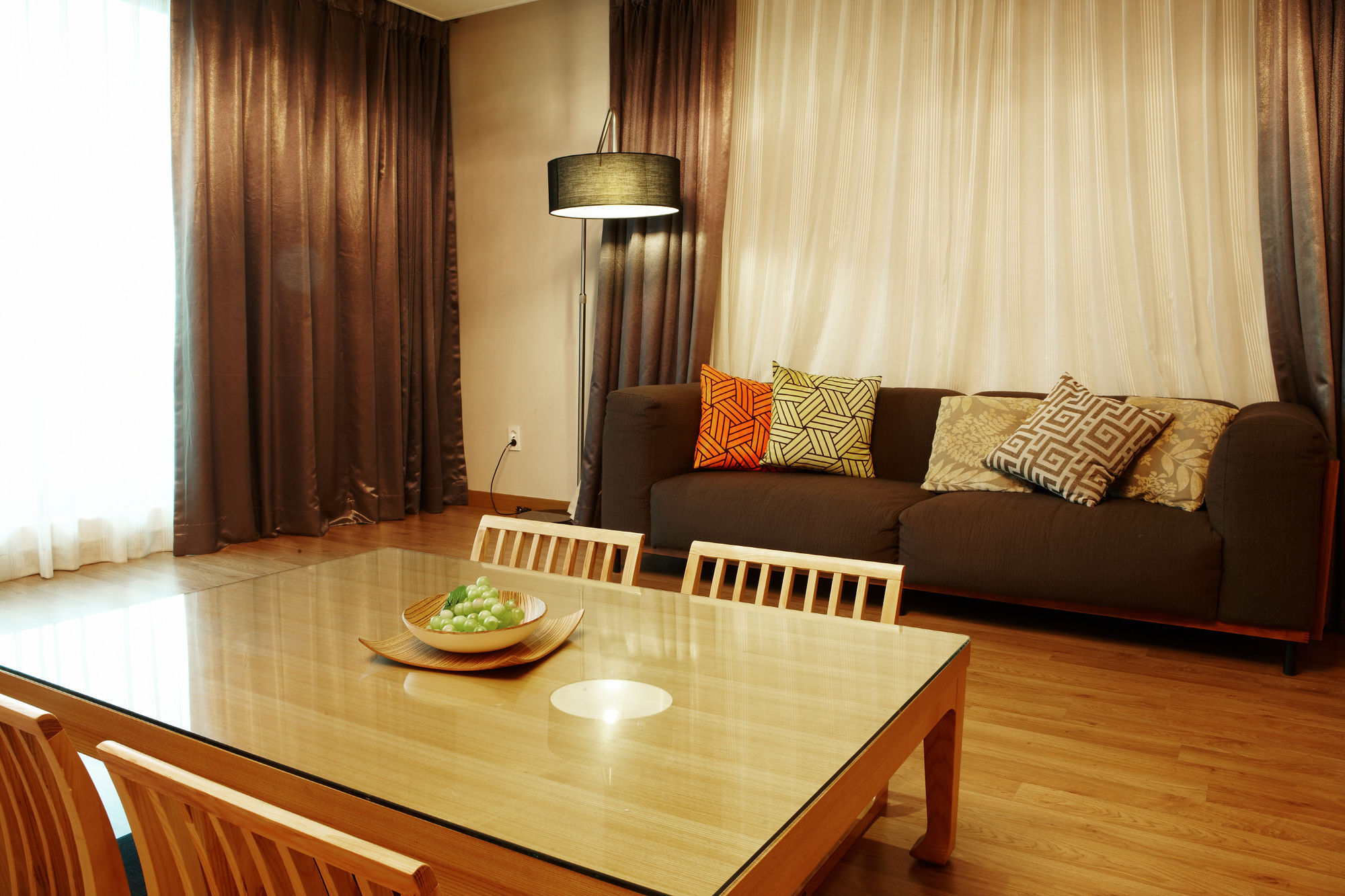 Hs Tourist Hotel Joszu Kültér fotó