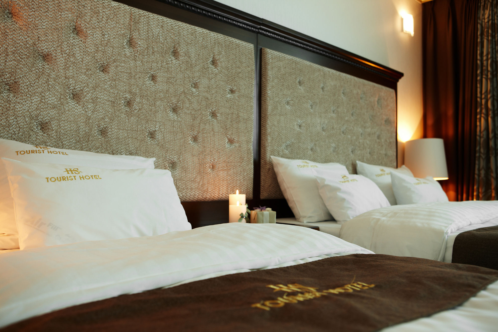 Hs Tourist Hotel Joszu Kültér fotó